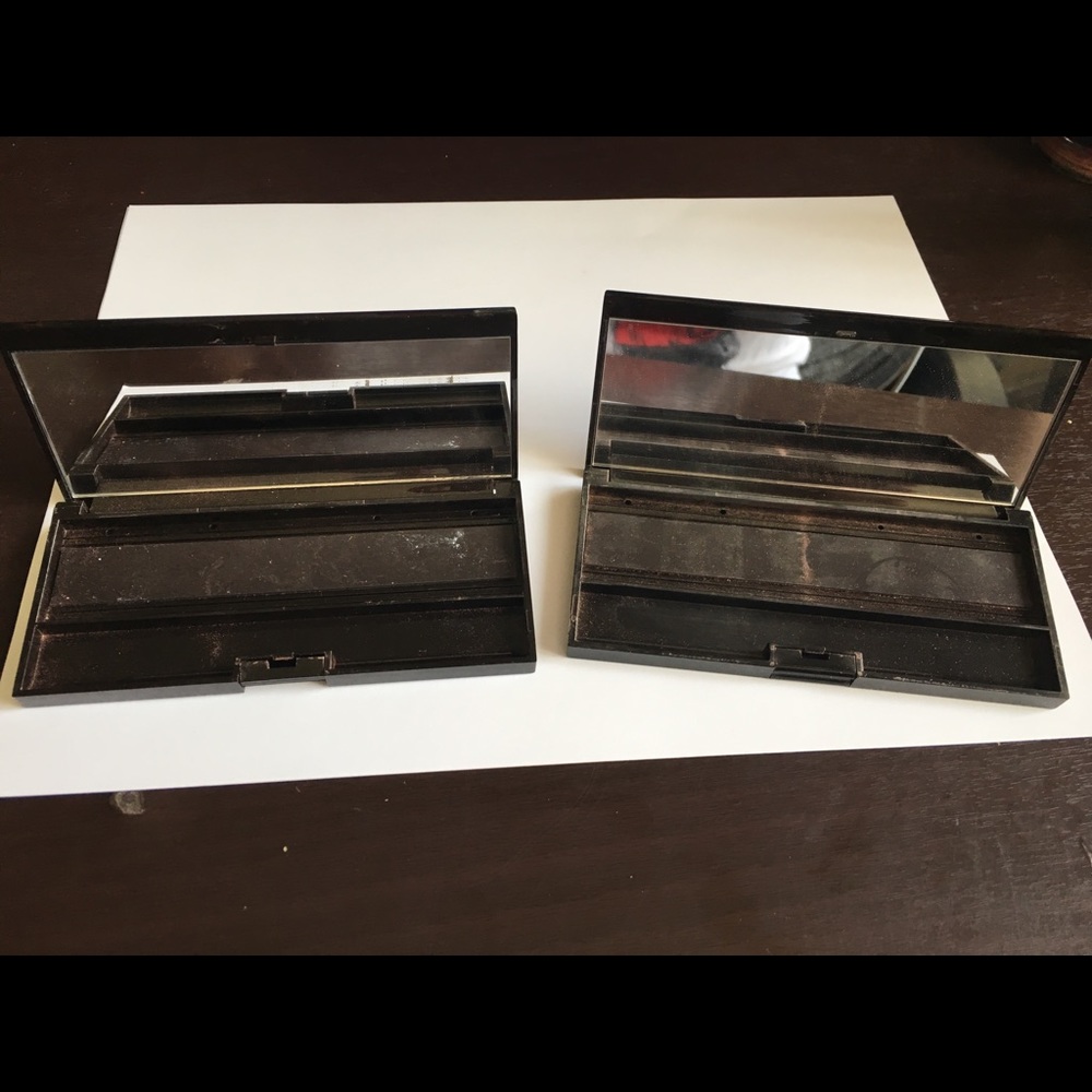 mark eyeshadow cases empty - Picture 2 of 3